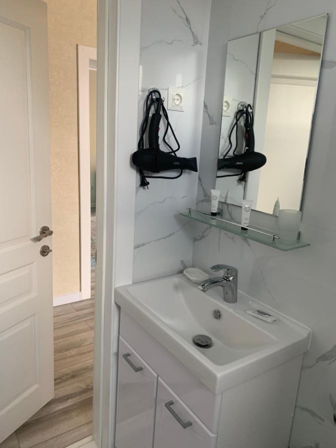 Bayotel Karakol Eksteriør billede
